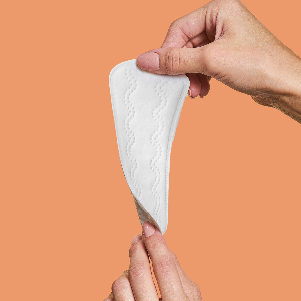 Regular Unscented Panty Liners Made With Organic Cotton U7