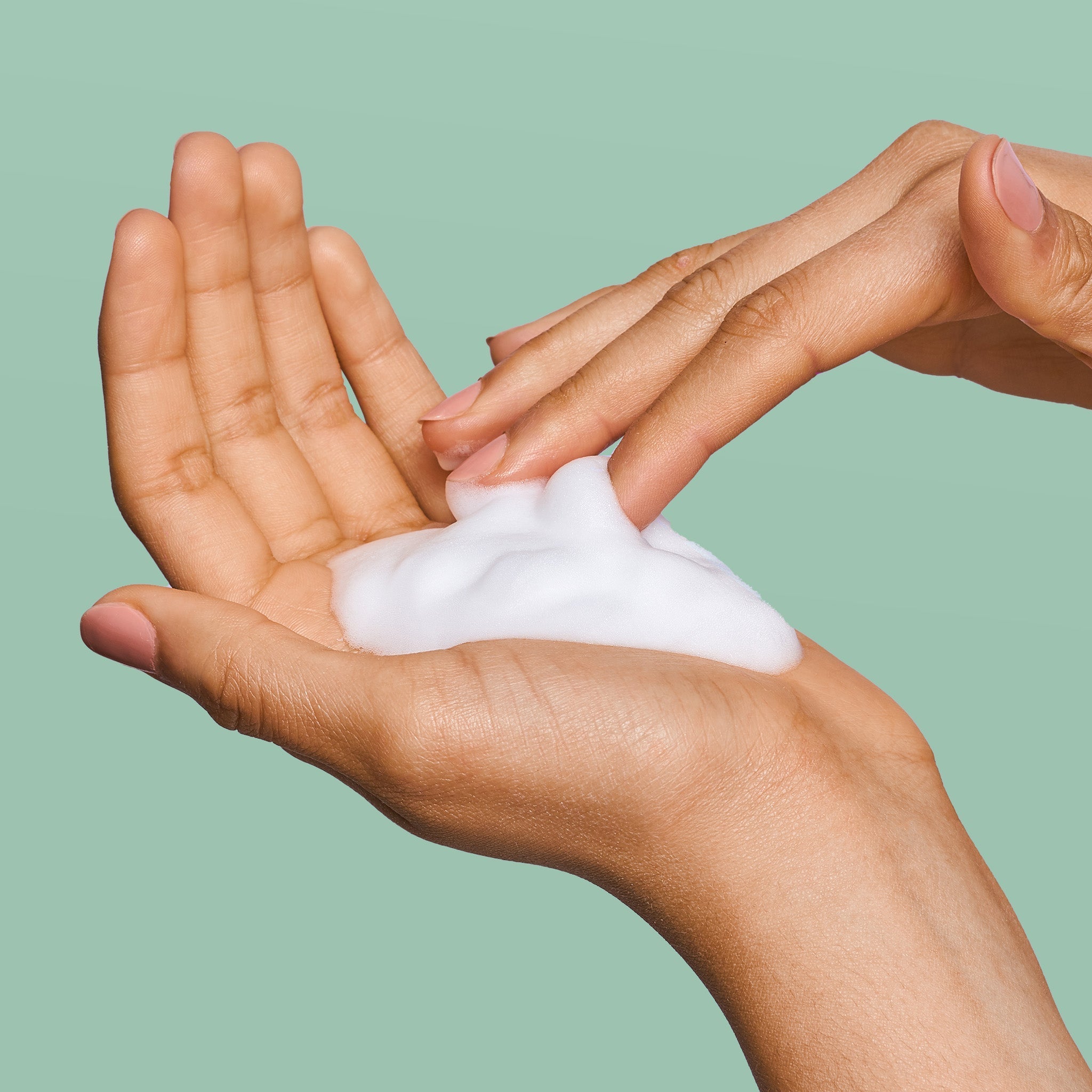 Gentle Foaming Feminine Wash T4